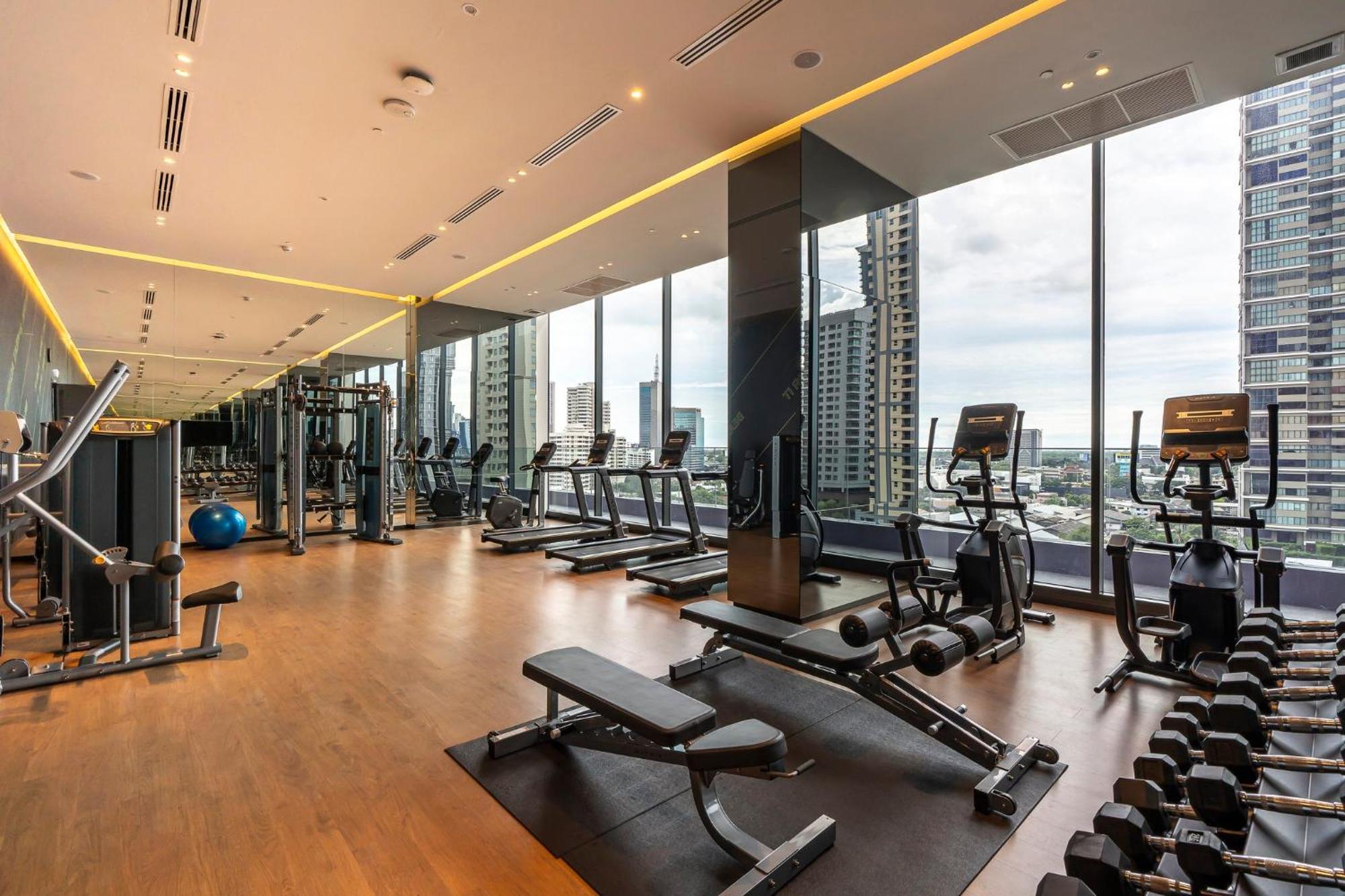 Staybridge Suites Bangkok Sukhumvit By Ihg Екстериор снимка