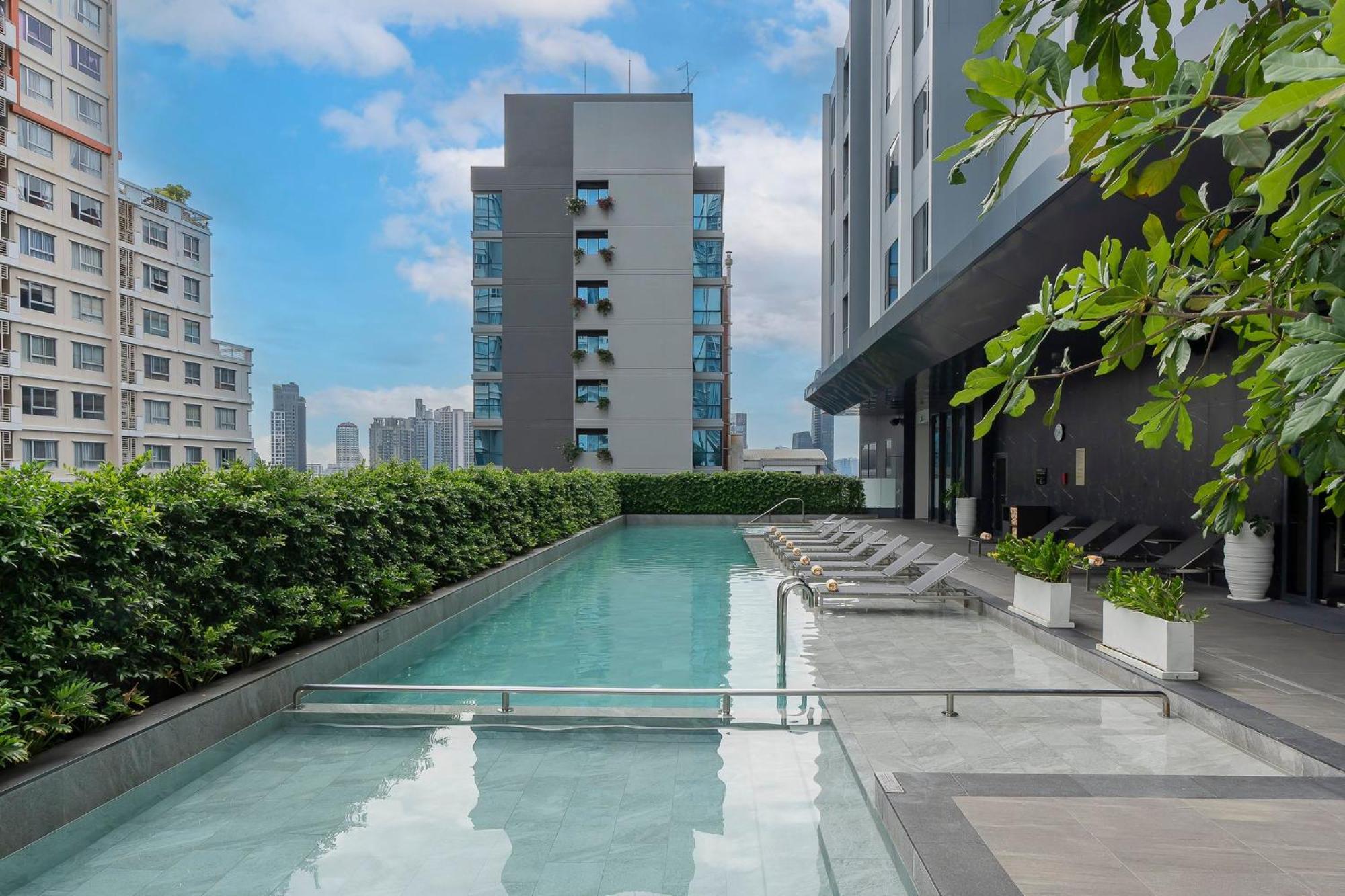 Staybridge Suites Bangkok Sukhumvit By Ihg Екстериор снимка