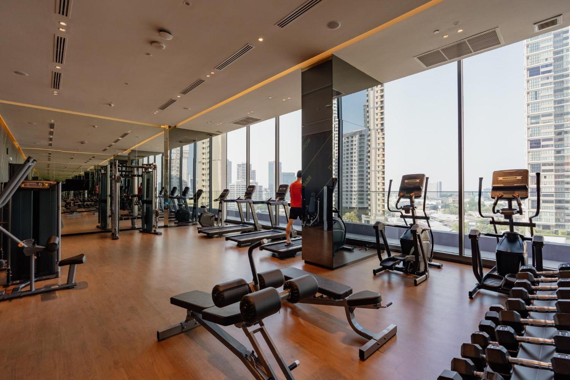 Staybridge Suites Bangkok Sukhumvit By Ihg Екстериор снимка
