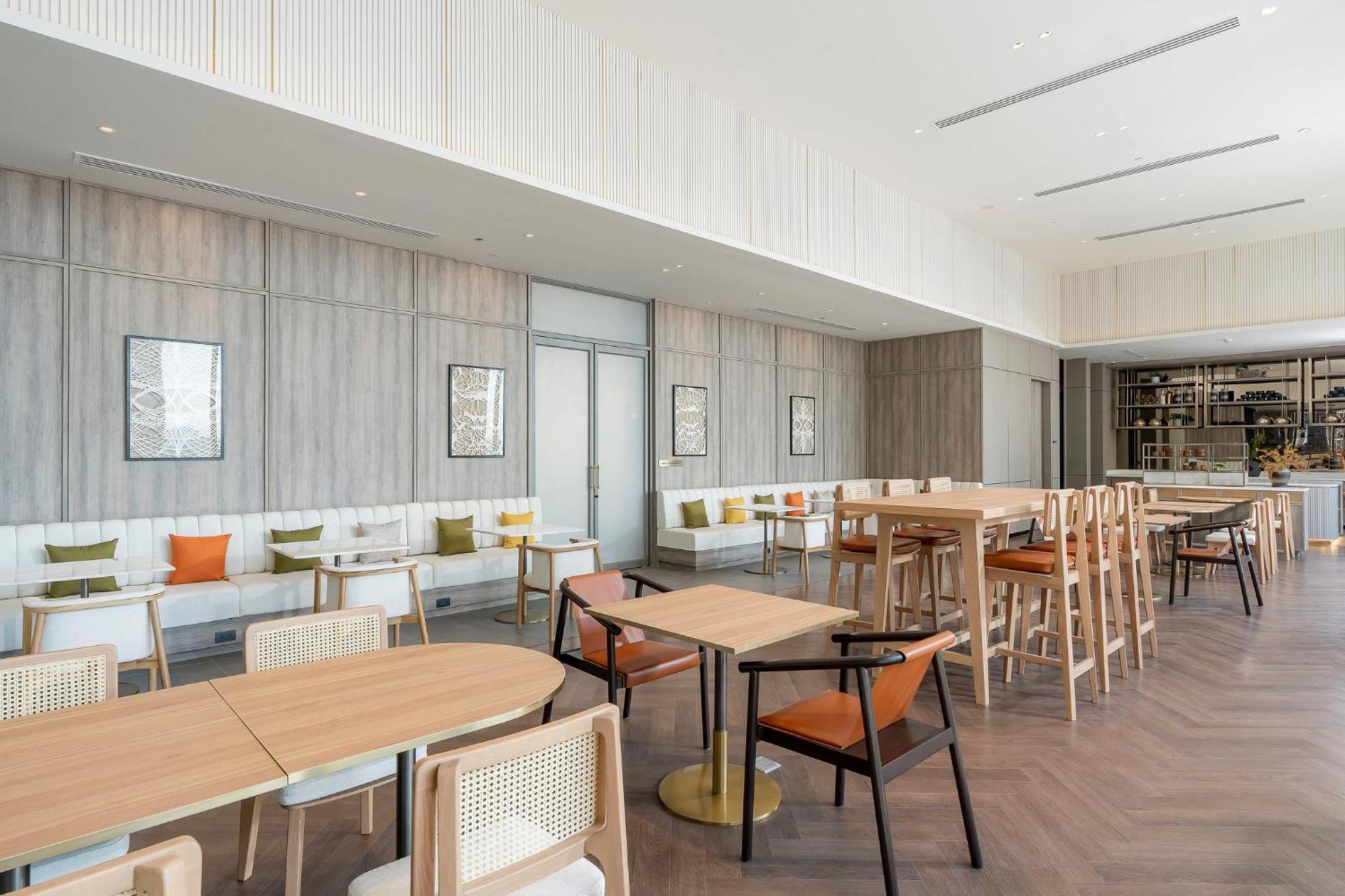 Staybridge Suites Bangkok Sukhumvit By Ihg Екстериор снимка