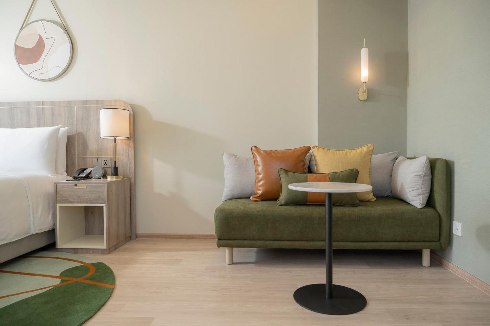 Staybridge Suites Bangkok Sukhumvit By Ihg Екстериор снимка